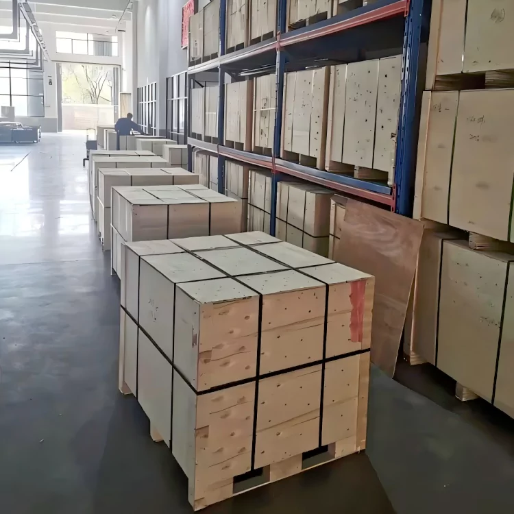The picture shows the warehouse packing process of BAIQUAN factory