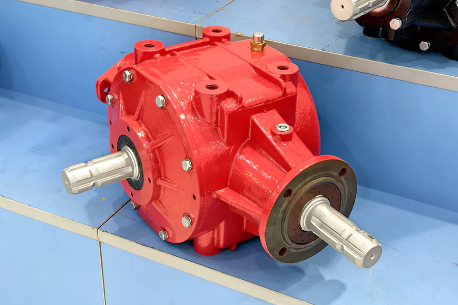 Keep Your Gearbox Alive – Lubrication Hacks from Mechanics