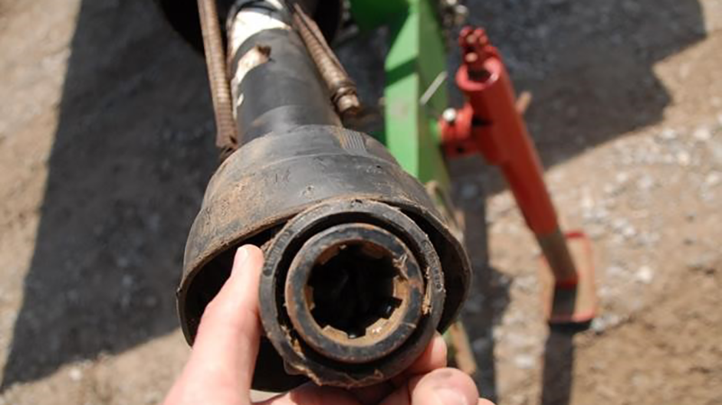 tractor PTO shaft inner tube profile close up for tube yoke identification