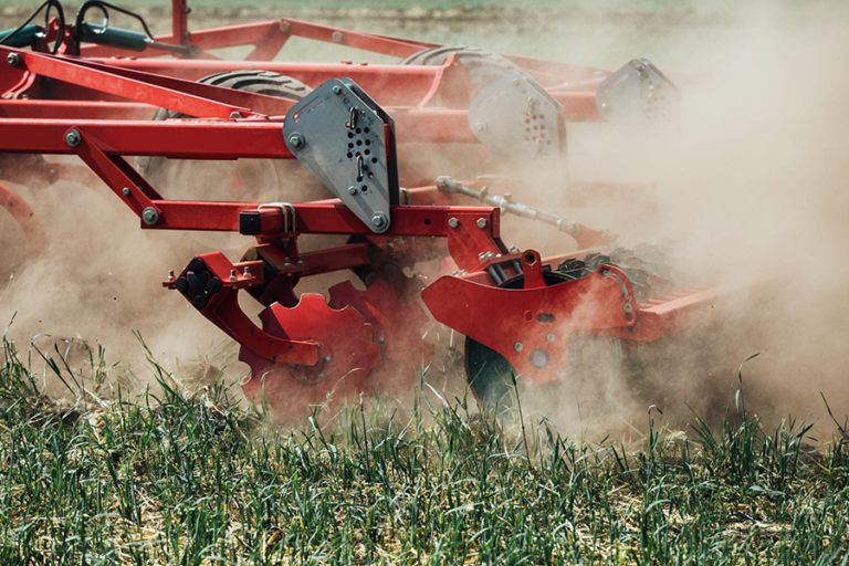 How to Choose the Right Blade for Agricultural Equipment